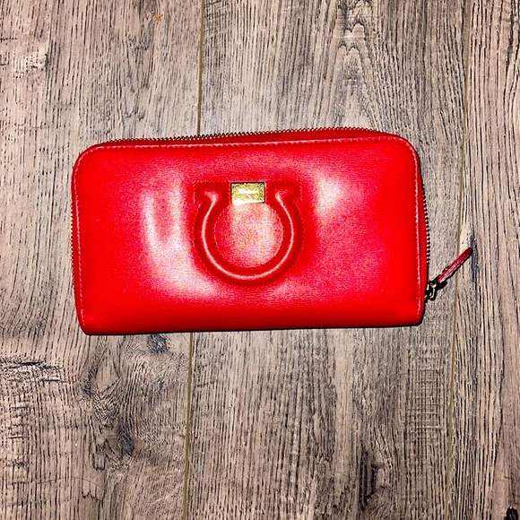 Ferragamo wallet